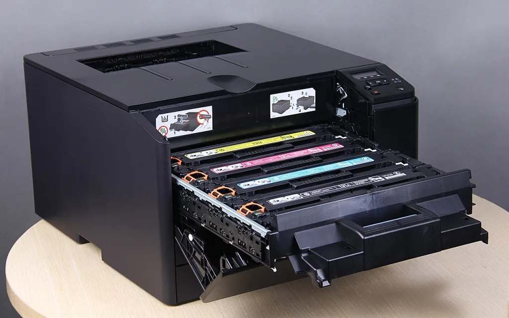 Обзор принтера HP LaserJet Pro 200 color M251n